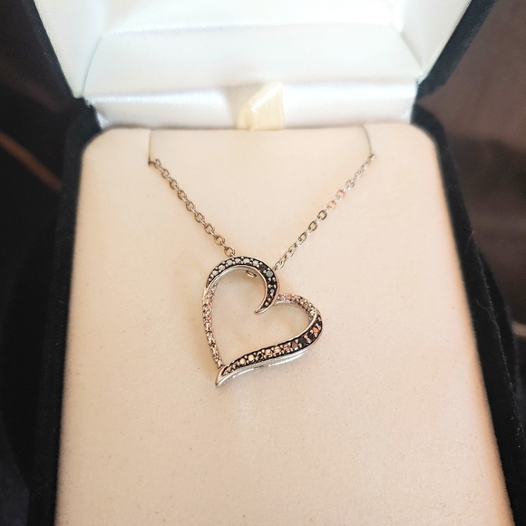 Kay Jewelers Sterling Silver Diamond Heart Necklace - Picture 1 of 8